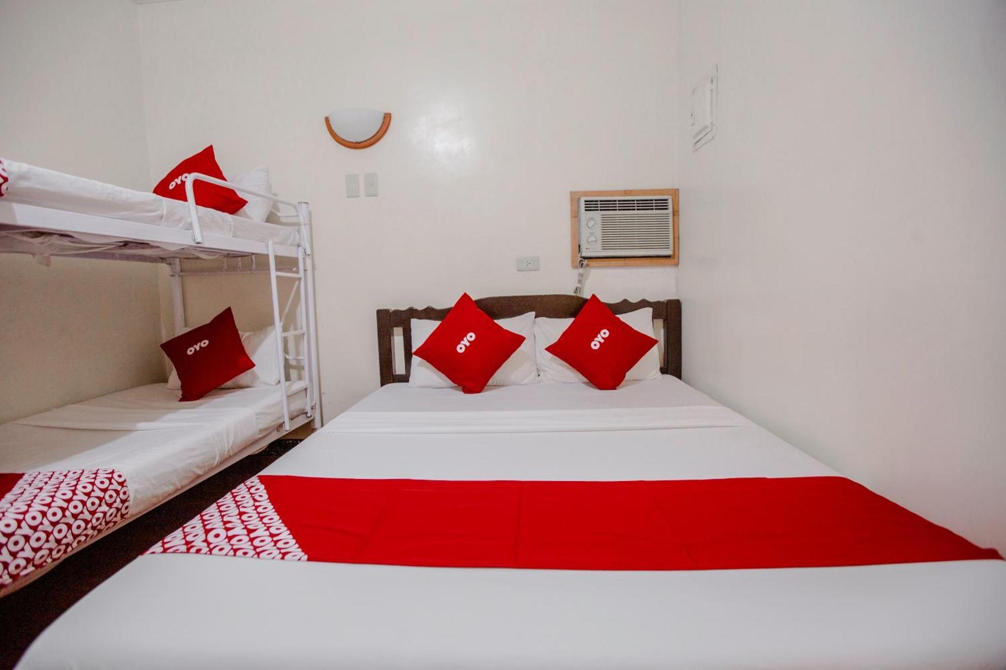 Oyo 741 Sierra Travellers Hotel 3*